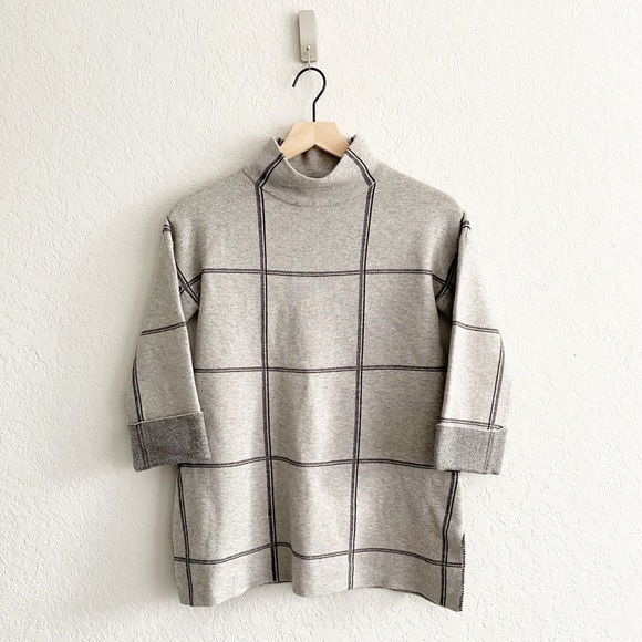 Tahari | Sweaters | Tahari Windowpane 